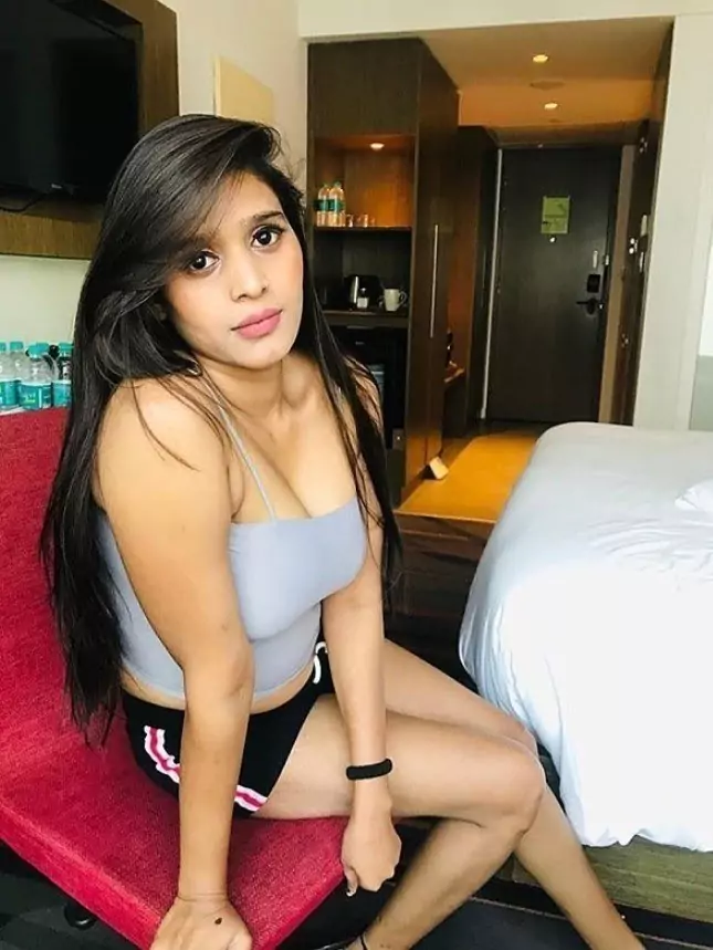 कॉल गर्ल्स सर्विस  हतसिंगीमाड़ी